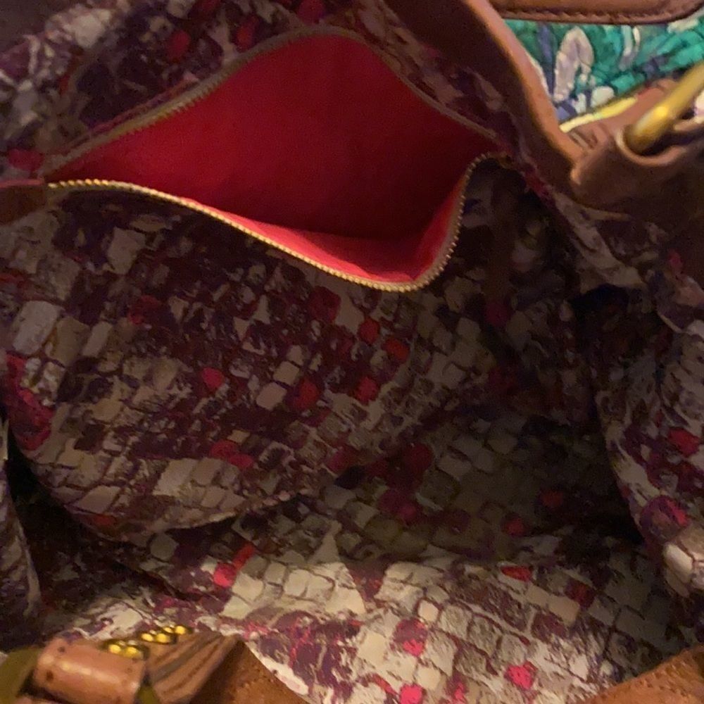 Brown leather bag    - Picture 3 of 14